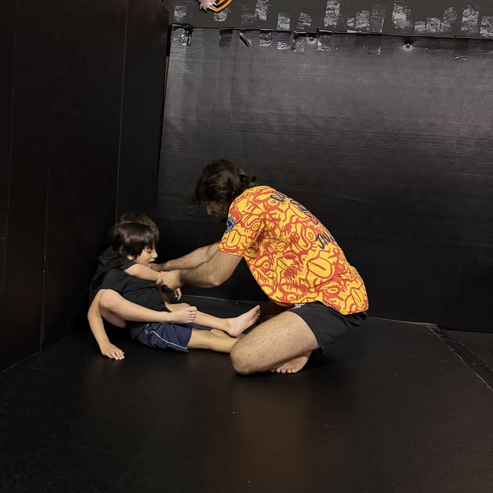 Matt Yost coaching a class at Cochabamba